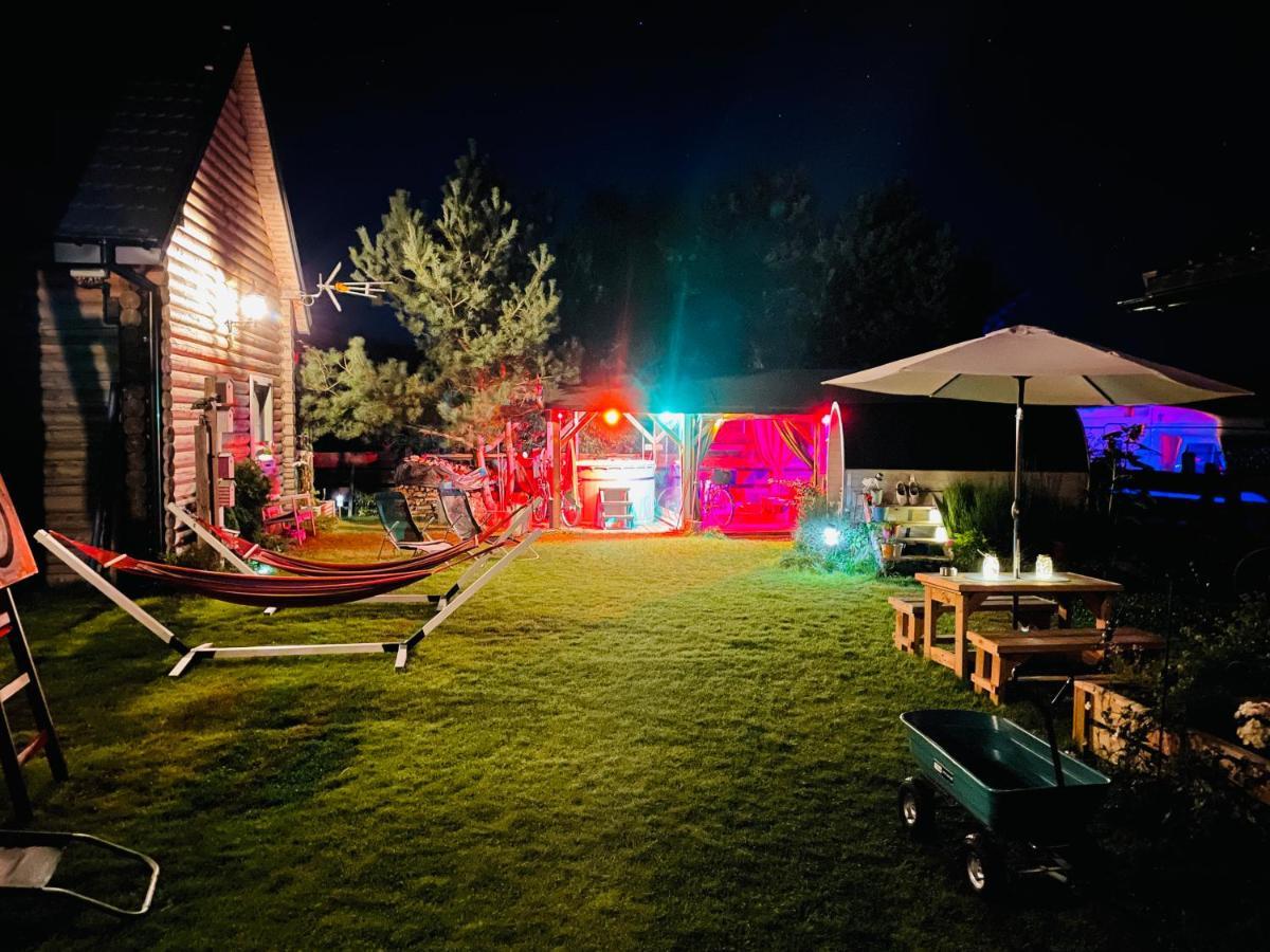 Behappy Woodhouse Villa Jastrzebia Gora Exterior photo